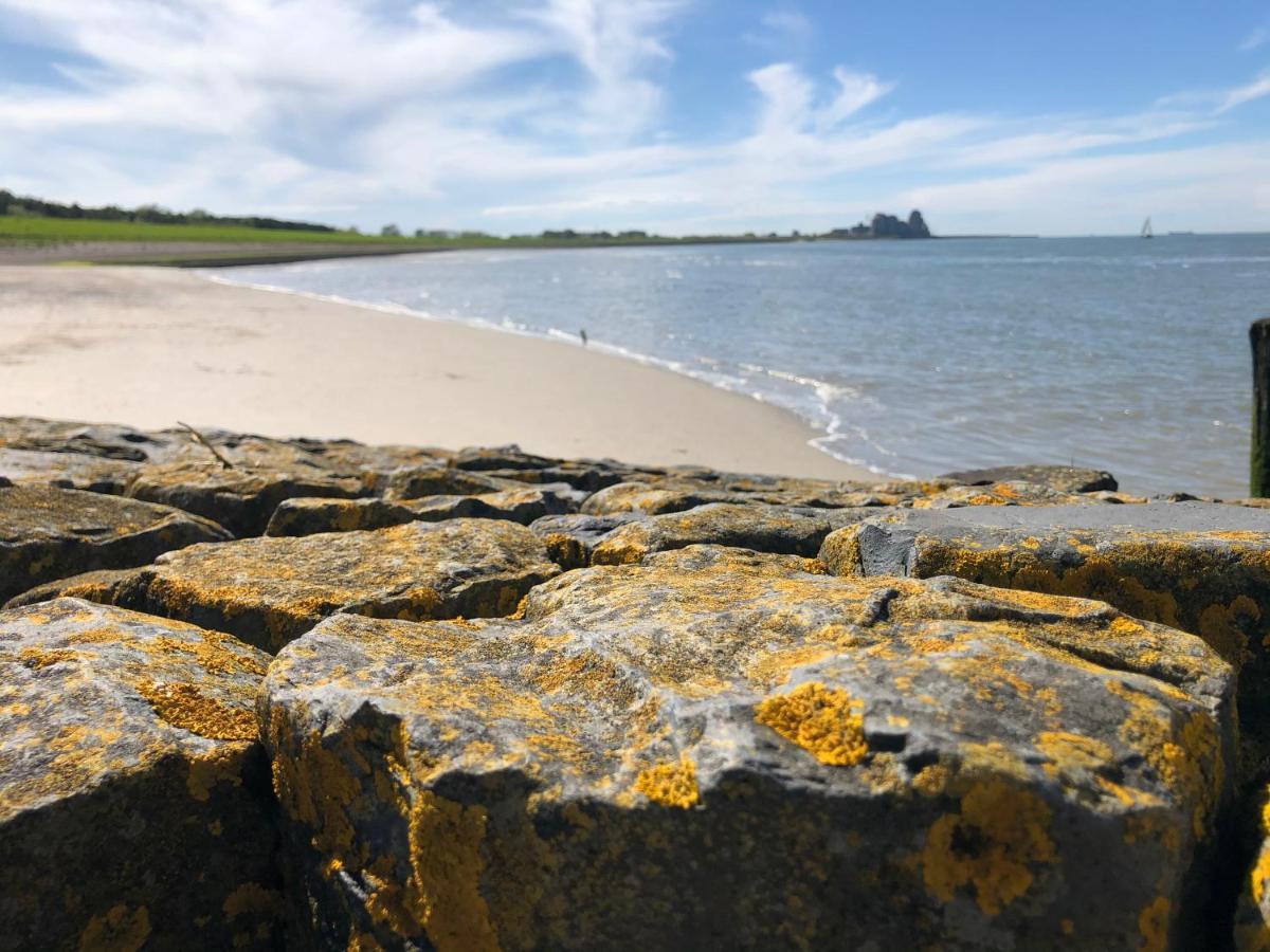 Appartement De Graanzolder Aan Zeeuwse Kust Hoofdplaat ภายนอก รูปภาพ